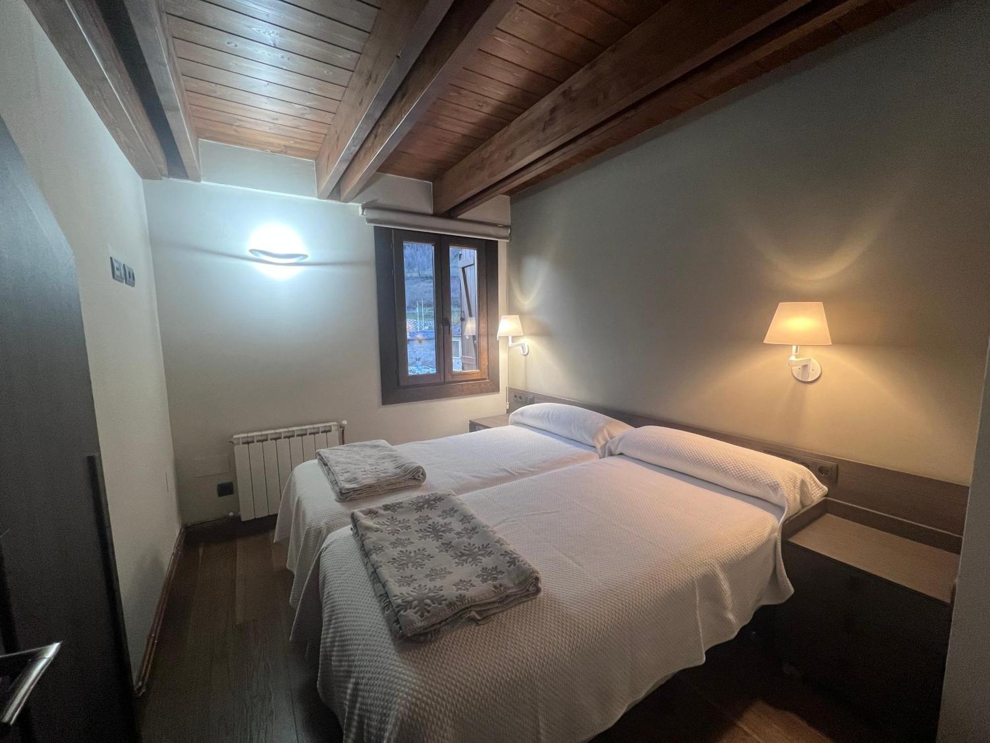 Apartamentos Casa Roldan I Benasque Dış mekan fotoğraf